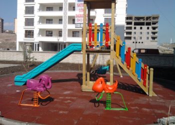 Tek Kuleli Ahşap Çocuk Parkı AGÇP 03